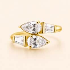 18K REAL GOLD HINGED RING SET WITH PEAR SHAPE PREMIUM ZIRCONIA